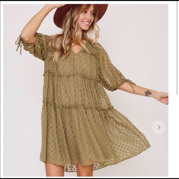 BOHO CHIC TIERED DRESS Medium - Picture 2 of 3